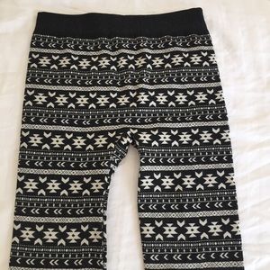 Pink Republic Aztec Cozy Fleece Leggings